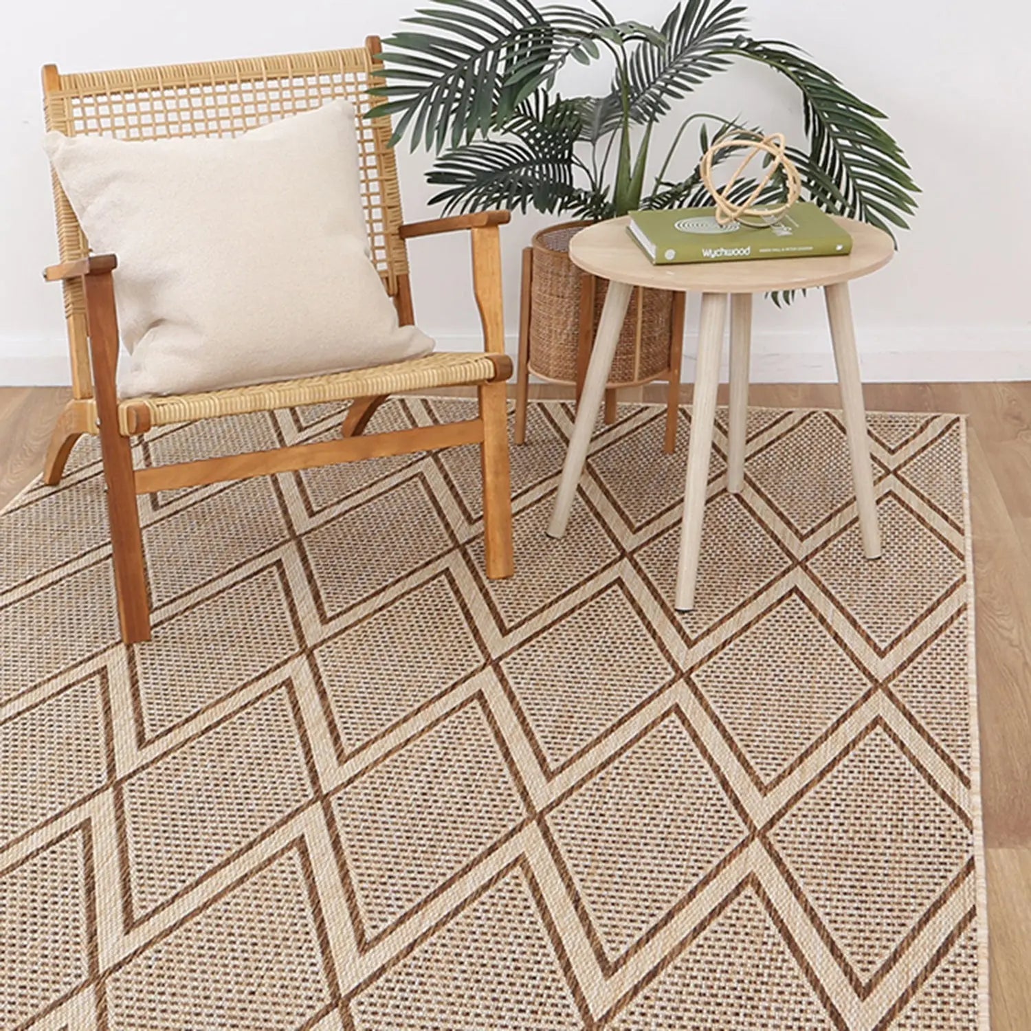 Elements Indoor/Outdoor Cream Diamond Rug - Rugs - Rugs a Million