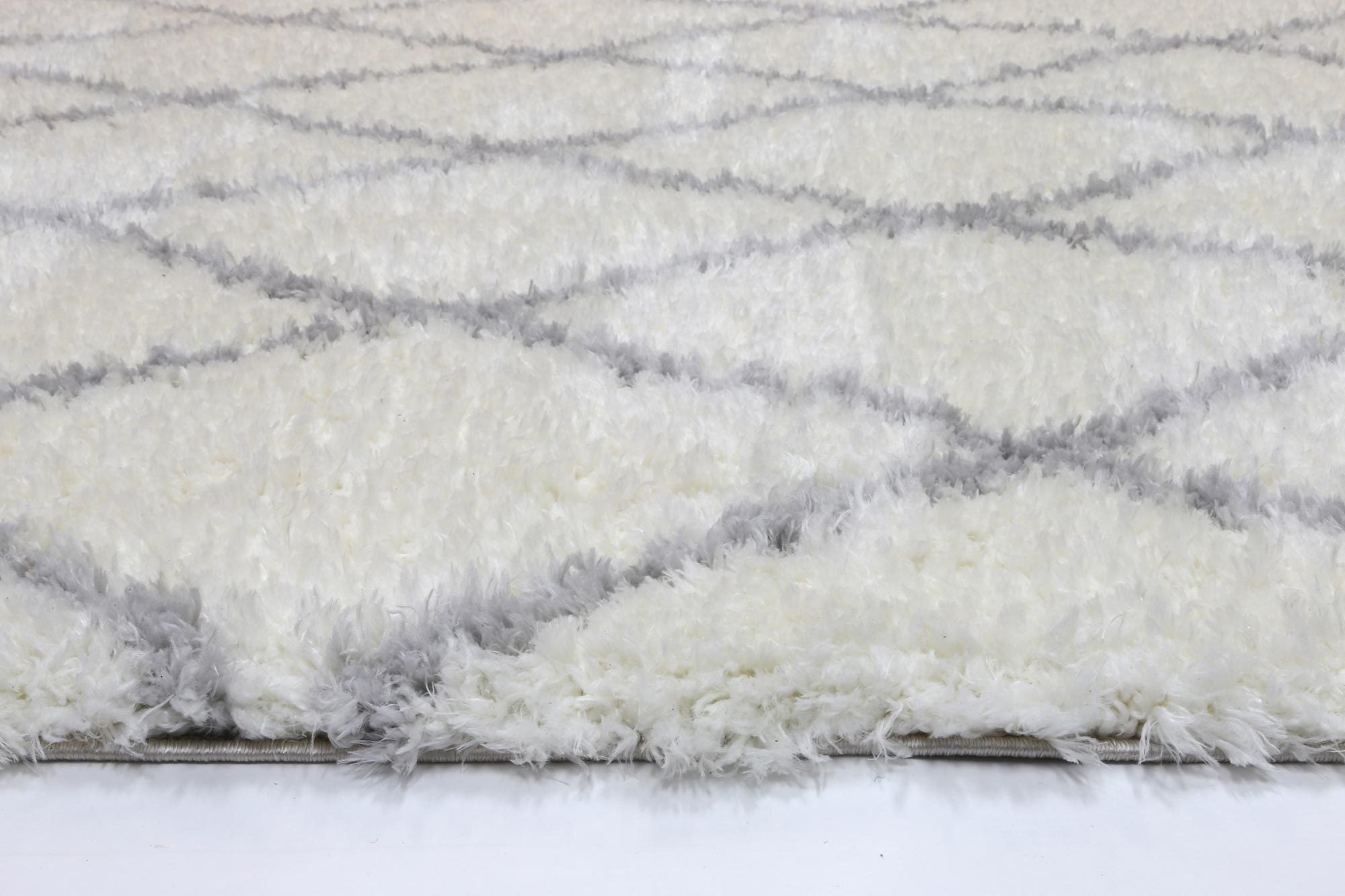 Moroccan Cream and Silver Diamond Rug - Shaggy - Rugs a Million