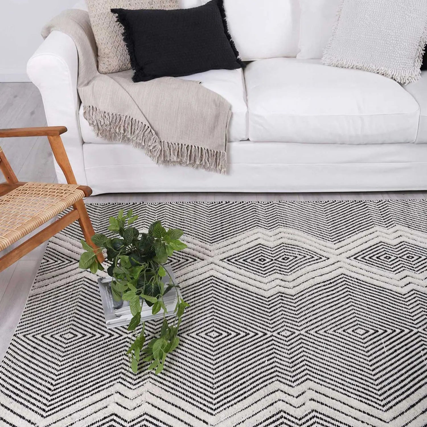 Ovis Ivory Wool Rug - Rugs - Rugs a Million